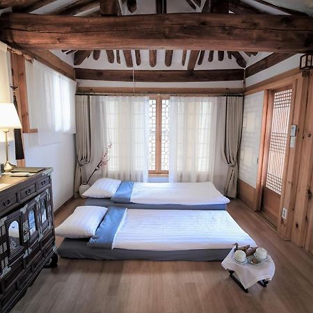 Cheong Yeon Jae Hanok Hotel Сеул Экстерьер фото