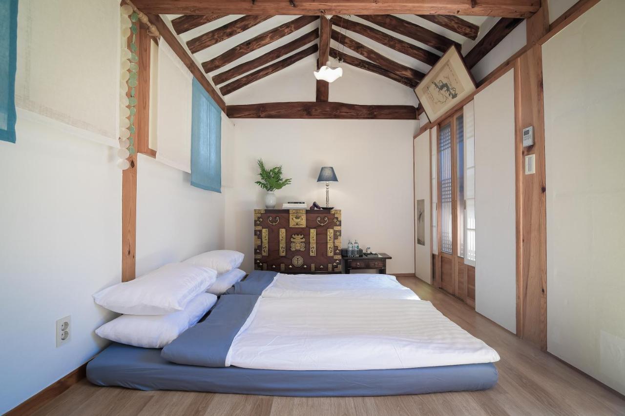 Cheong Yeon Jae Hanok Hotel Сеул Экстерьер фото