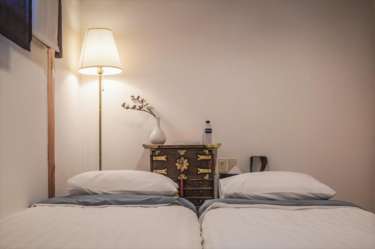 Cheong Yeon Jae Hanok Hotel Сеул Экстерьер фото